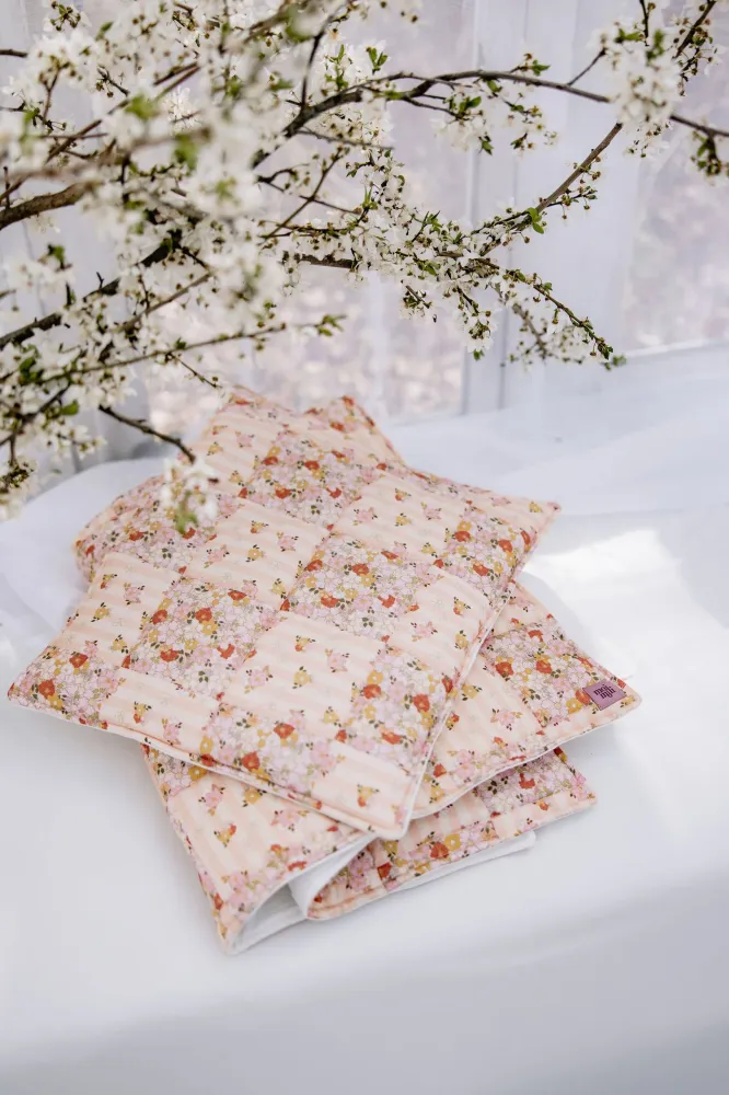 Ren bomull Quilted Patchwork Blanket + Pillow Set Large - Spring Garden Machine Washable