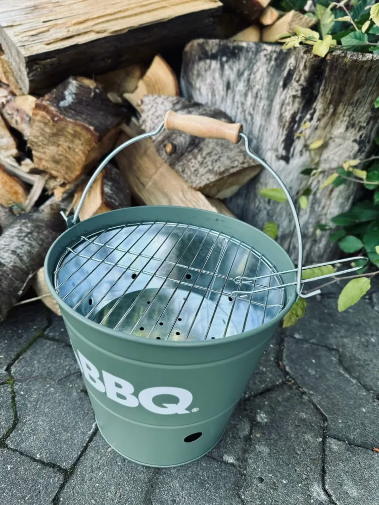 BBQ BUCKET GRILL