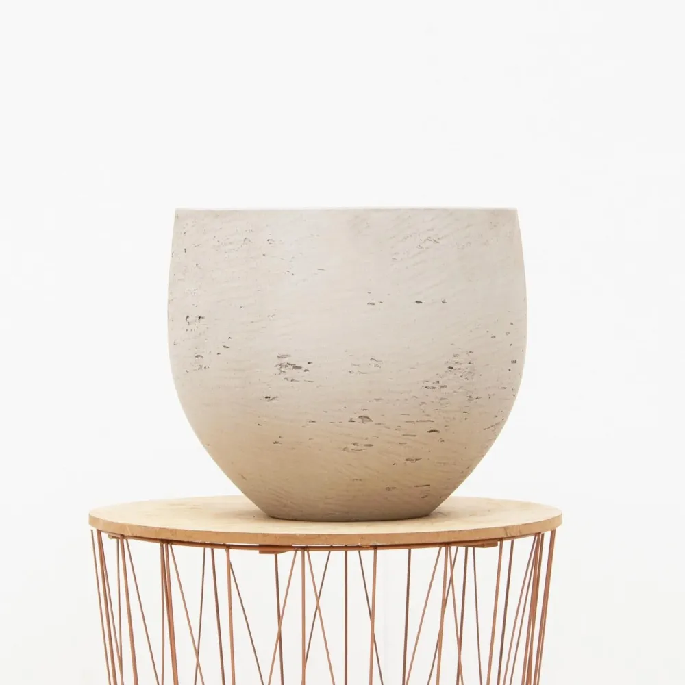 Jumbo Orb Beige Washed Pot 69 cm