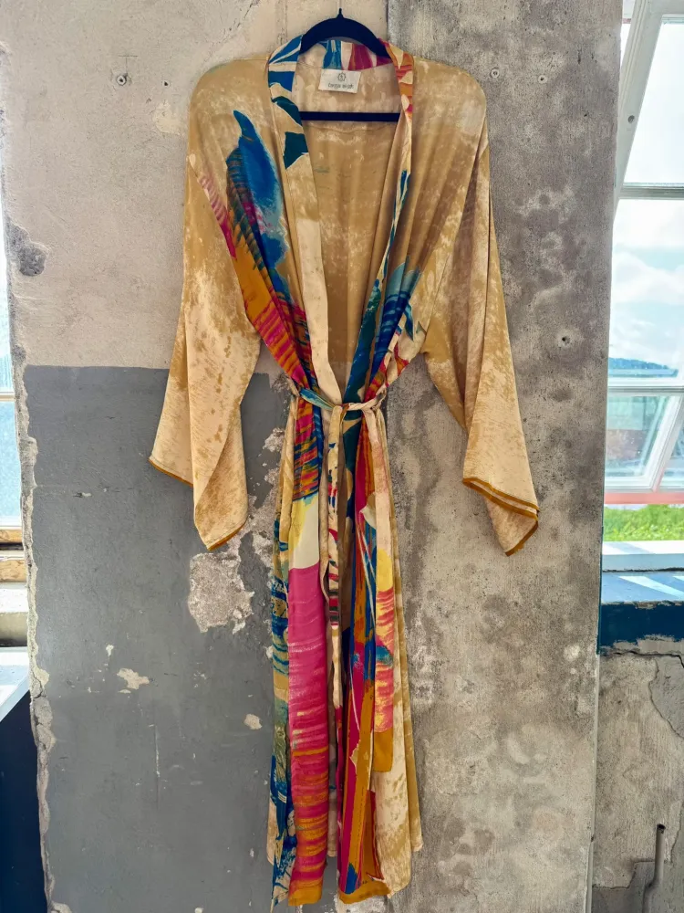 Kimono Le Jardin - 10 ft Coverage